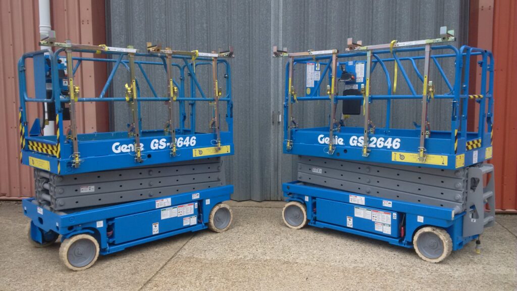 Two Genie GS2646 scissor lifts with the revolutionary DRXmulti® with pipe rack