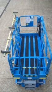 DRXmulti™ with pipe rack fitted to Genie scissor lift